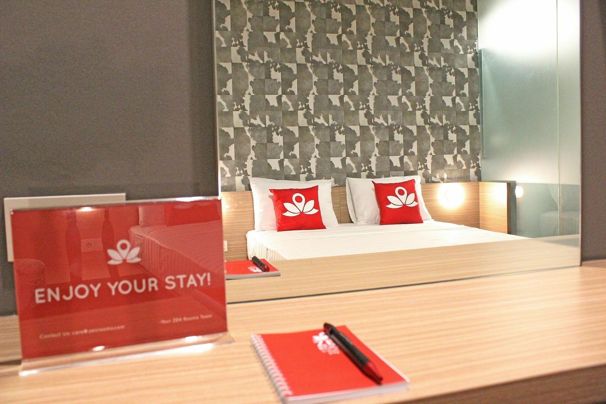 เซ็น พรีเมียม ซัมเปอร์นา สแตรทติจิก สแควร์ Hotel จาการ์ตา ภายนอก รูปภาพ
