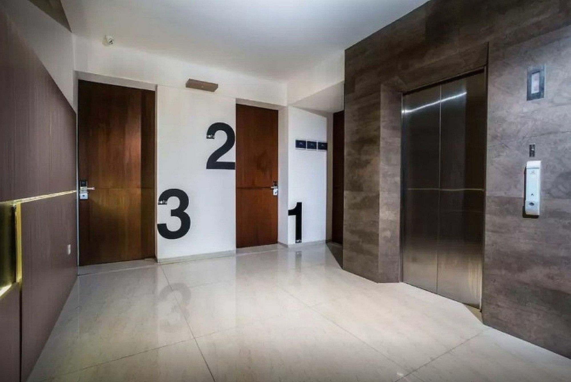 เซ็น พรีเมียม ซัมเปอร์นา สแตรทติจิก สแควร์ Hotel จาการ์ตา ภายนอก รูปภาพ