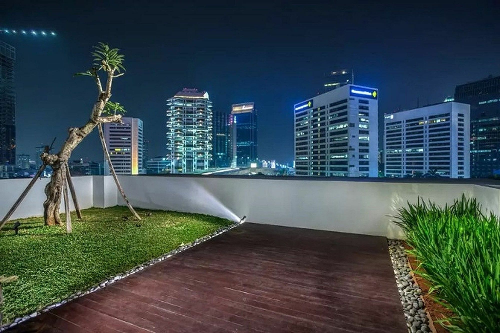 เซ็น พรีเมียม ซัมเปอร์นา สแตรทติจิก สแควร์ Hotel จาการ์ตา ภายนอก รูปภาพ